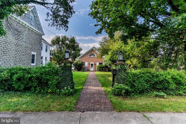 670-672 W LOUTHER ST, Carlisle, PA 17013
