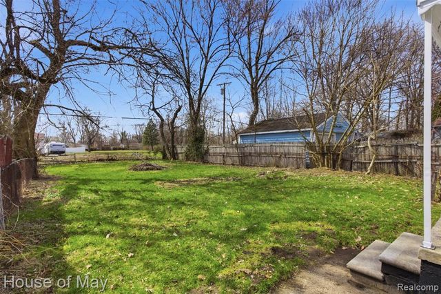 25953 Dartmouth Street, Inkster, MI 48141