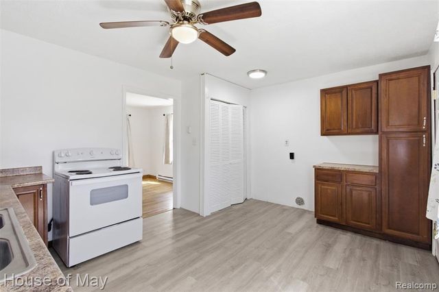25953 Dartmouth Street, Inkster, MI 48141
