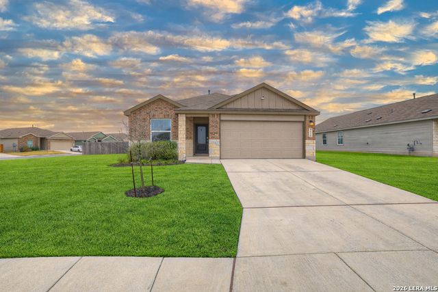 9030 Austin, Seguin, TX 78155