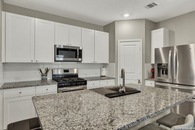 9030 Austin, Seguin, TX 78155