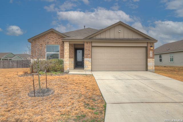 9030 Austin, Seguin, TX 78155