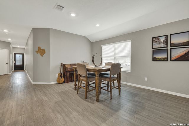 9030 Austin, Seguin, TX 78155