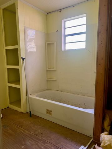 903 Alberta Ave., Columbia, MS 39429