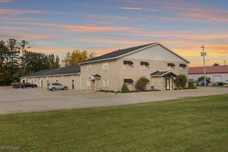 2425 Medina Road 202, Medina, OH 44256