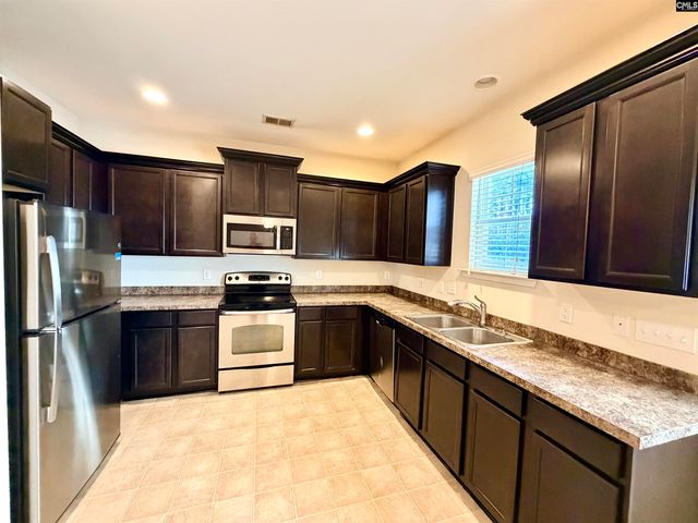 213 Favorite Court, West Columbia, SC 29170