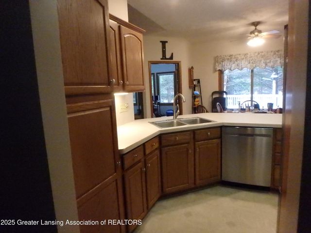 2612 S Ainger Road, Charlotte, MI 48813