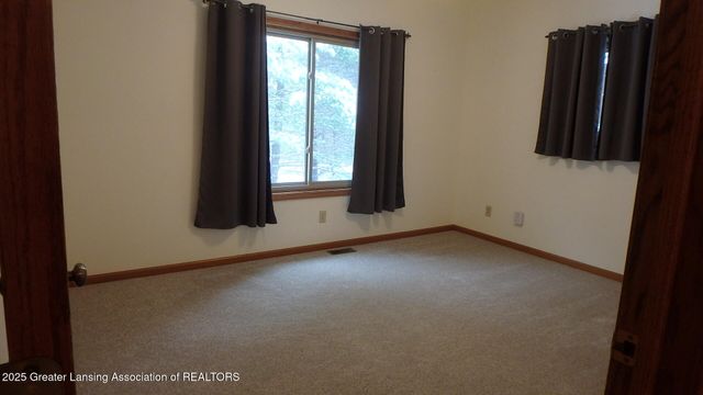 2612 S Ainger Road, Charlotte, MI 48813