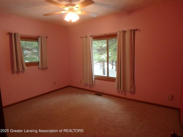 2612 S Ainger Road, Charlotte, MI 48813