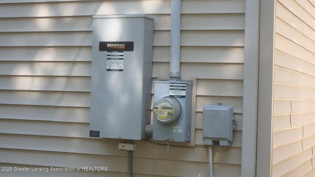 2612 S Ainger Road, Charlotte, MI 48813