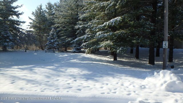 2612 S Ainger Road, Charlotte, MI 48813