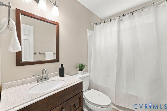 12206 Timbercross Pl, Henrico, VA 23233