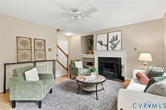 12206 Timbercross Pl, Henrico, VA 23233