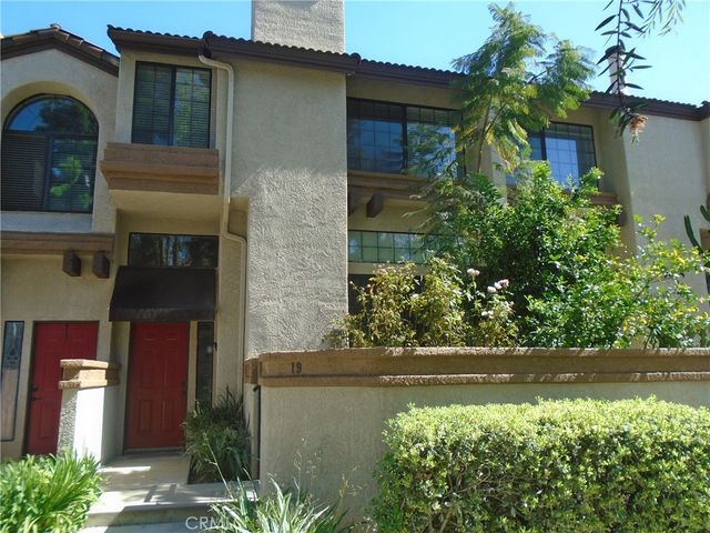 19 Goldstar, Pomona, CA 91766