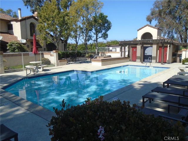 19 Goldstar, Pomona, CA 91766