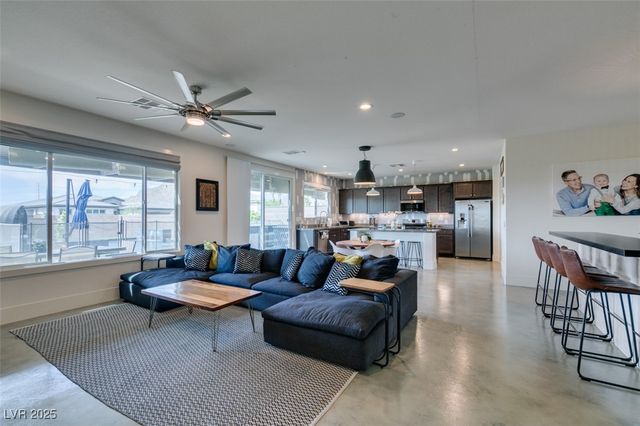 5120 Lone View Place, Las Vegas, NV 89149