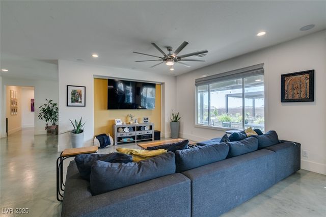 5120 Lone View Place, Las Vegas, NV 89149