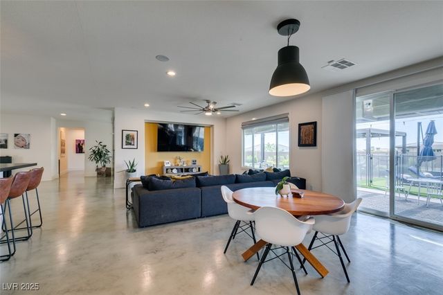 5120 Lone View Place, Las Vegas, NV 89149