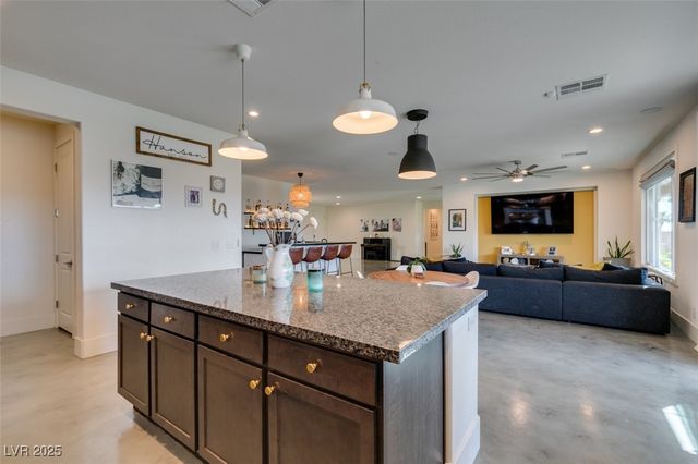 5120 Lone View Place, Las Vegas, NV 89149