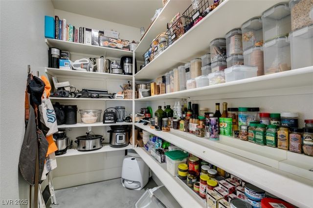 5120 Lone View Place, Las Vegas, NV 89149