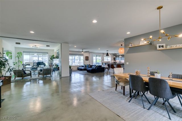 5120 Lone View Place, Las Vegas, NV 89149