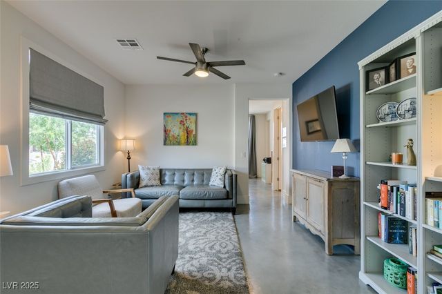 5120 Lone View Place, Las Vegas, NV 89149