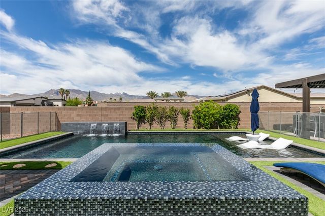 5120 Lone View Place, Las Vegas, NV 89149