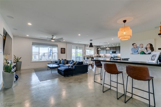 5120 Lone View Place, Las Vegas, NV 89149