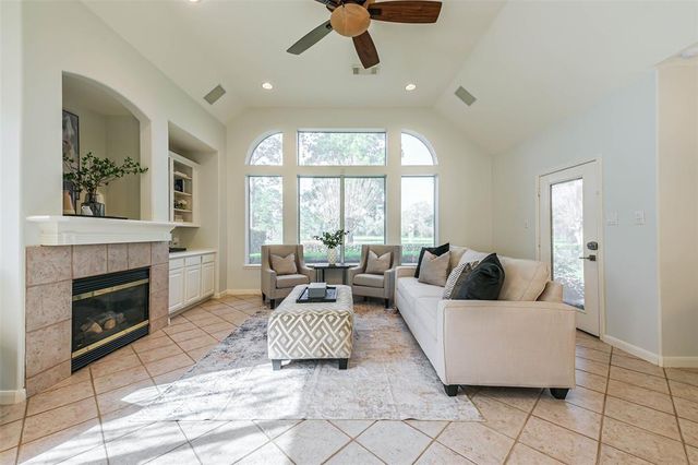 3603 E Cedar Hollow Drive, Pearland, TX 77584