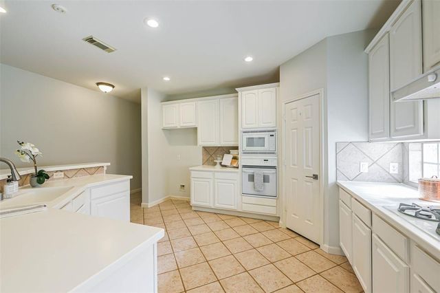 3603 E Cedar Hollow Drive, Pearland, TX 77584