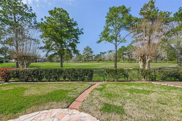3603 E Cedar Hollow Drive, Pearland, TX 77584