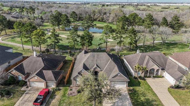 3603 E Cedar Hollow Drive, Pearland, TX 77584