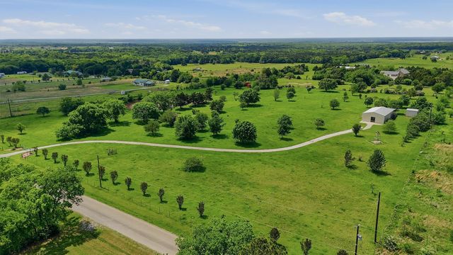 2139 Keefer Road, Pottsboro, TX 75076