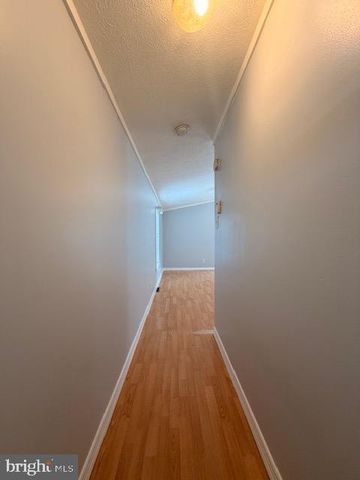 112 WOODSIDE RD, New Egypt, NJ 08533
