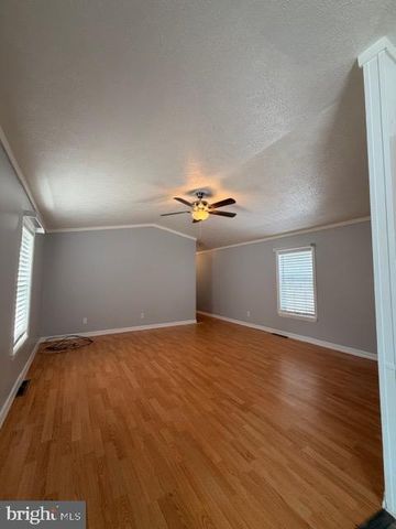 112 WOODSIDE RD, New Egypt, NJ 08533