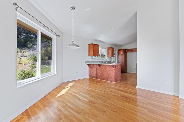 8132 Wildflower Way, Oregon House, CA 95962