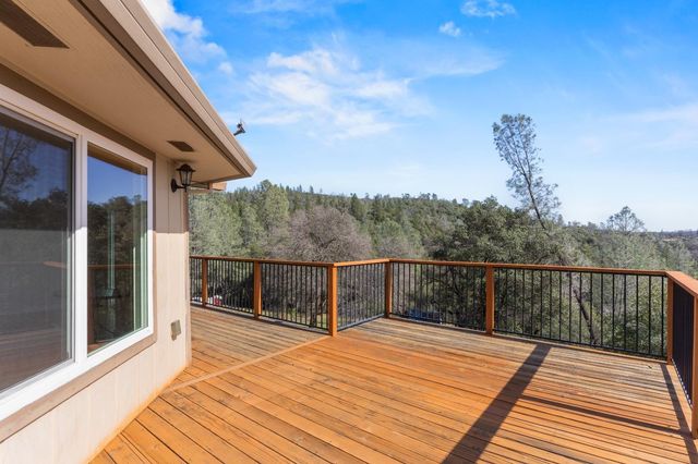 8132 Wildflower Way, Oregon House, CA 95962