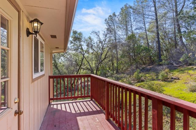 8132 Wildflower Way, Oregon House, CA 95962