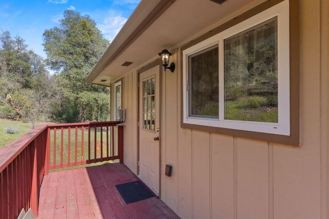 8132 Wildflower Way, Oregon House, CA 95962