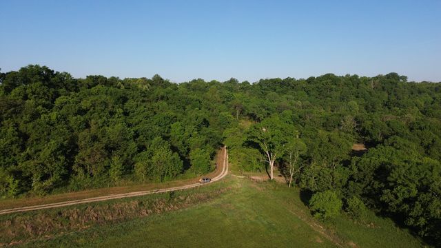 1820 New Hwy 7, Columbia, TN 38401