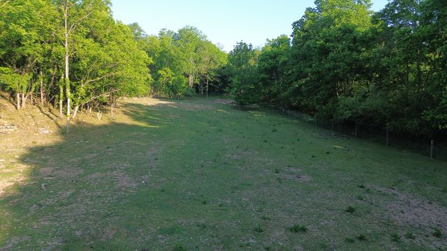 1820 New Hwy 7, Columbia, TN 38401
