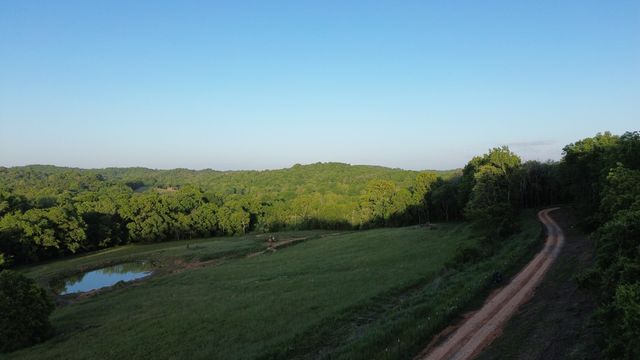 1820 New Hwy 7, Columbia, TN 38401