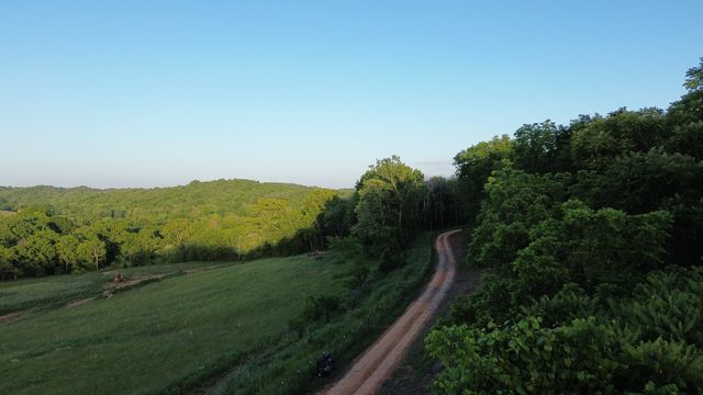 1820 New Hwy 7, Columbia, TN 38401