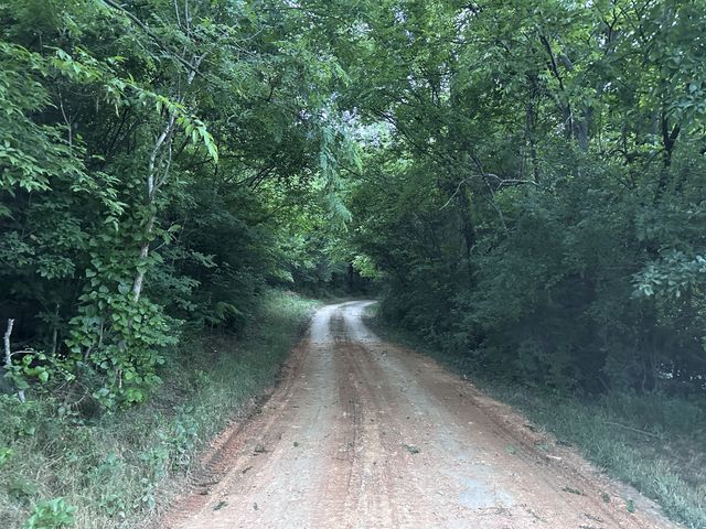 1820 New Hwy 7, Columbia, TN 38401