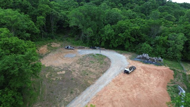 1820 New Hwy 7, Columbia, TN 38401