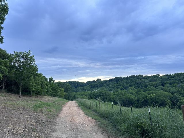 1820 New Hwy 7, Columbia, TN 38401