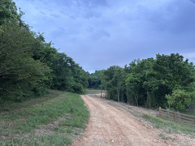 1820 New Hwy 7, Columbia, TN 38401