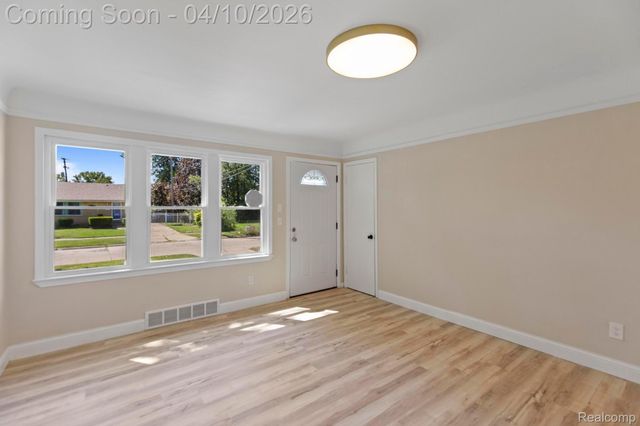 27334 NOTRE DAME Street, Inkster, MI 48141