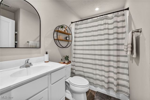 191 Raintree Lane, Painesville Twp, OH 44077