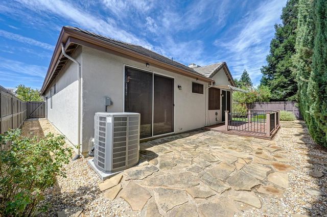 2181 Ryedale Ln, Sacramento, CA 95835